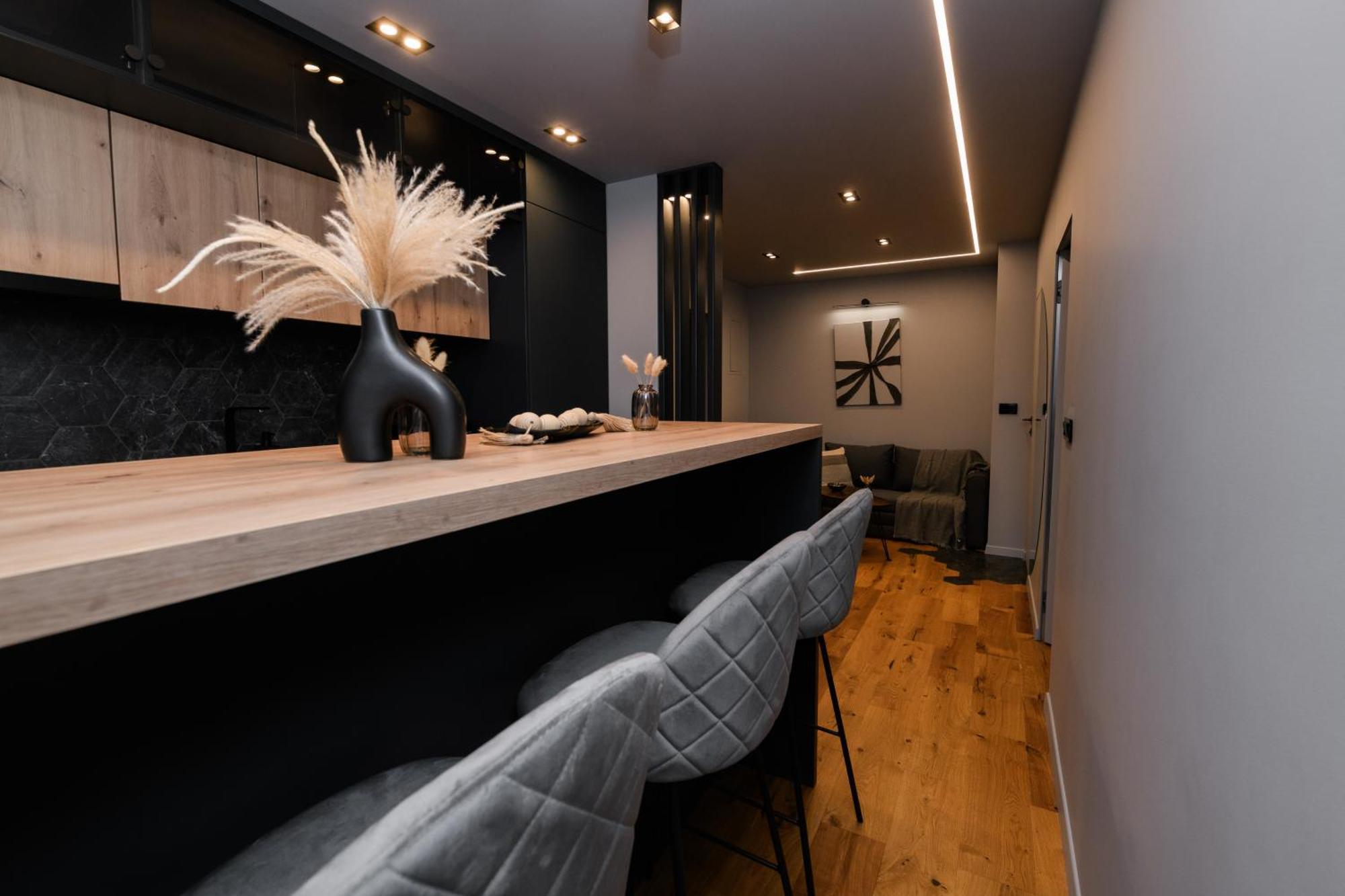 Apartment Pnt *