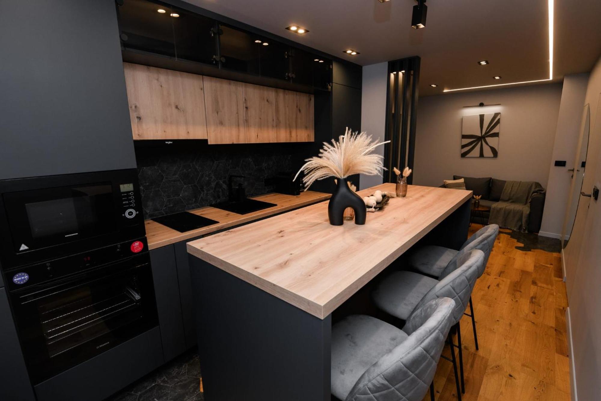 Apartment Pnt *