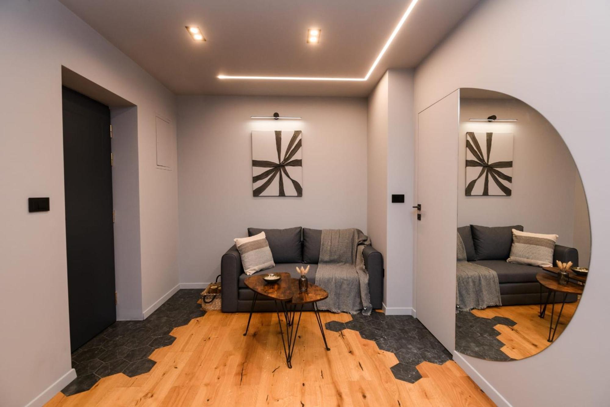 Pnt Apartment